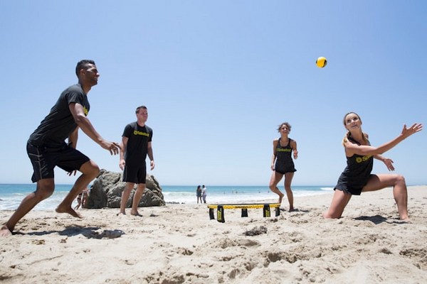 beach volleyball activity